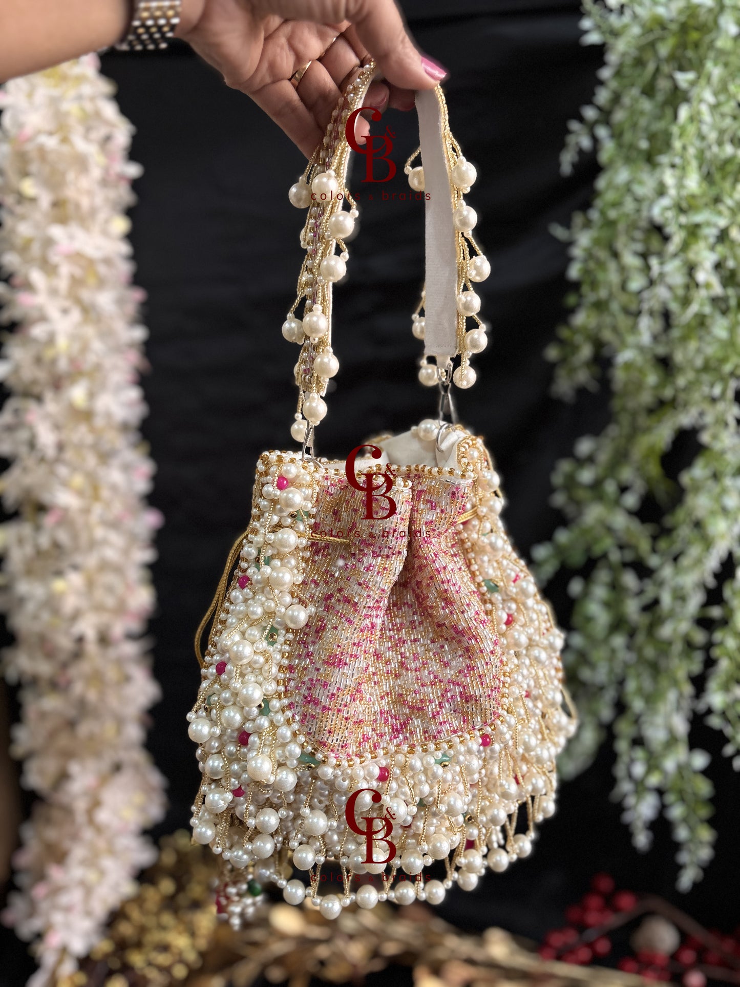 Gulnaaz Pearl Potli