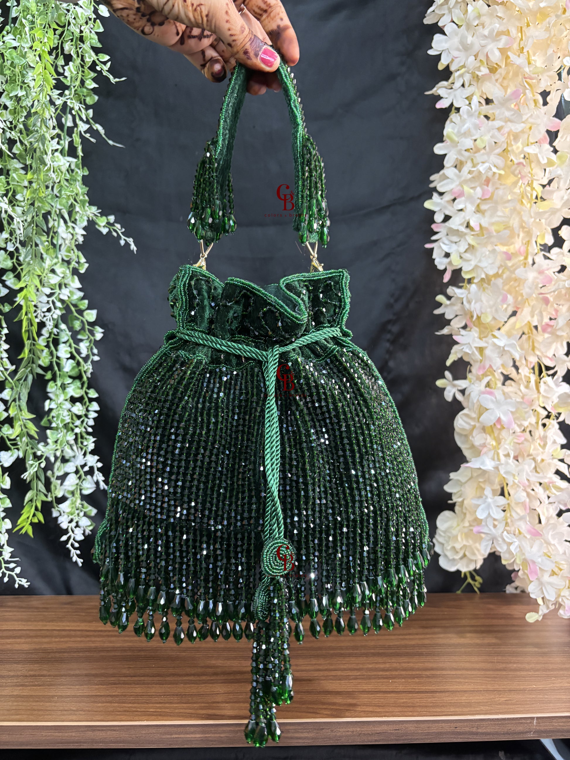 All over Crystal Droplets potli