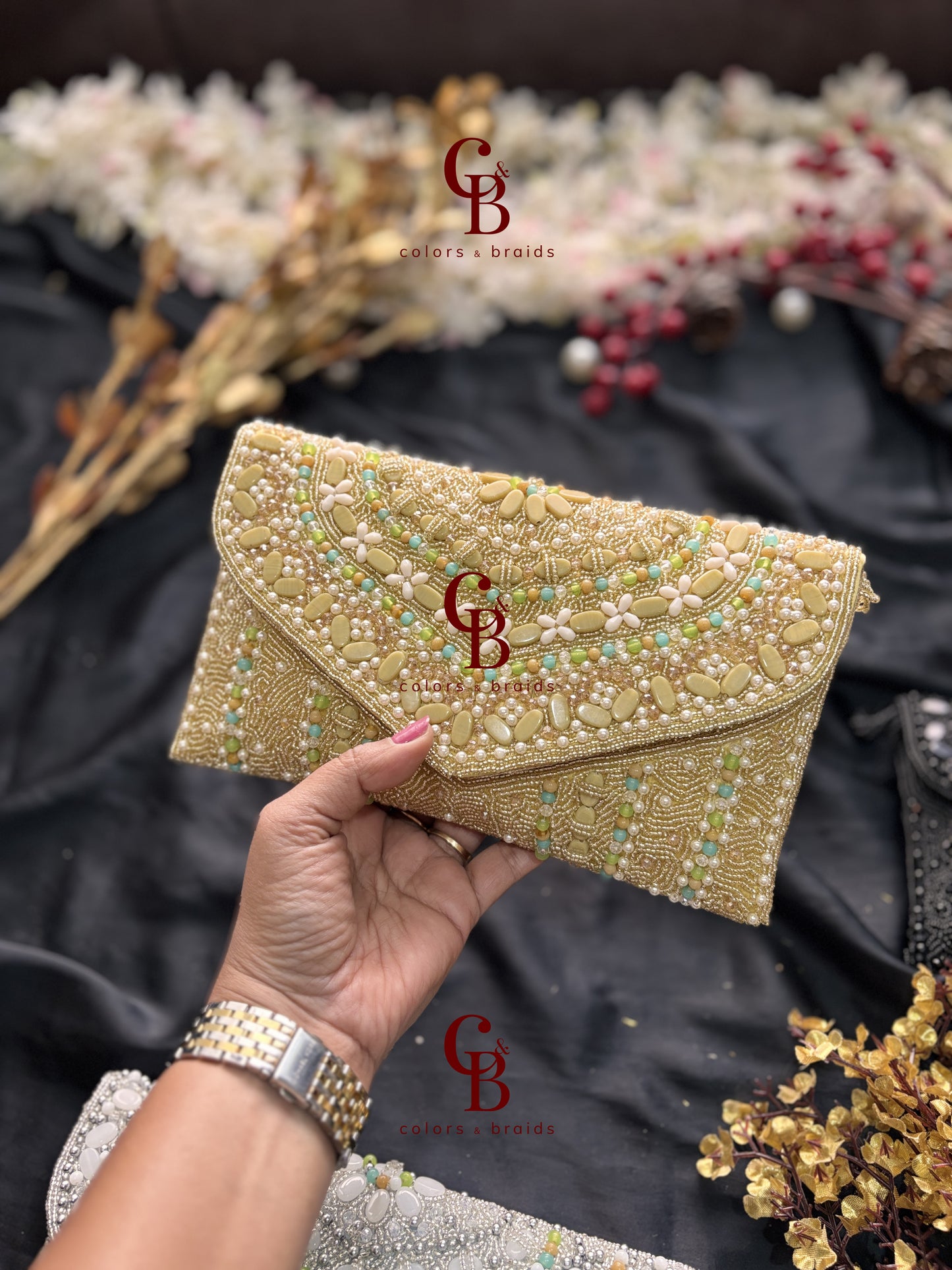 Viha Multi stone Envelope Flap