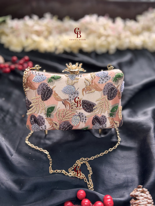 Vedika clutch
