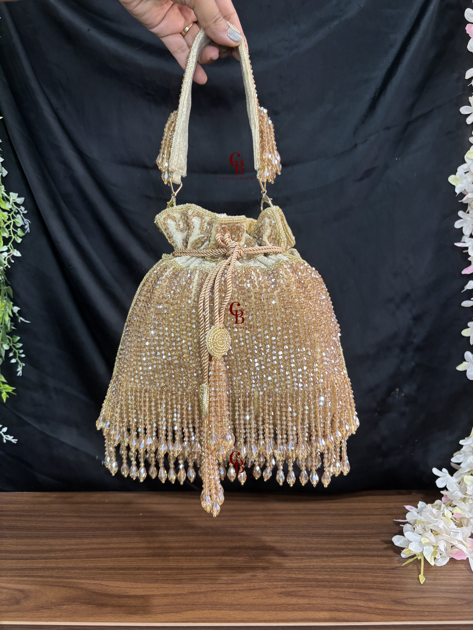 All over Crystal Droplets potli
