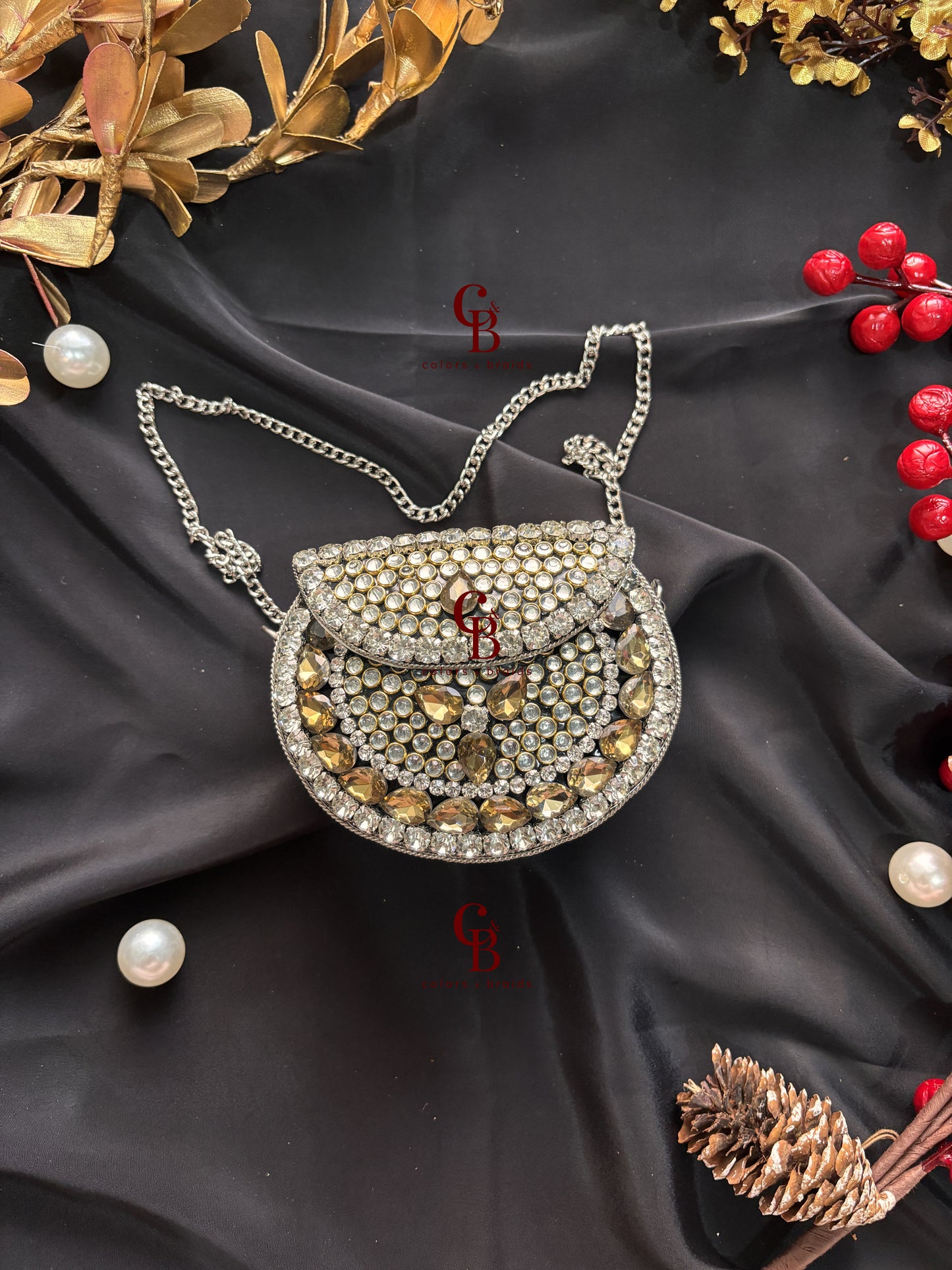 Siya Kundan Clutch