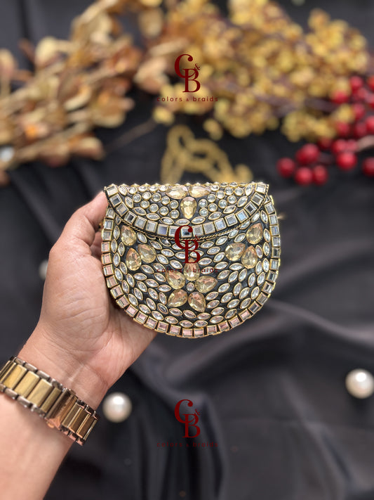 Anika Kundan Clutch