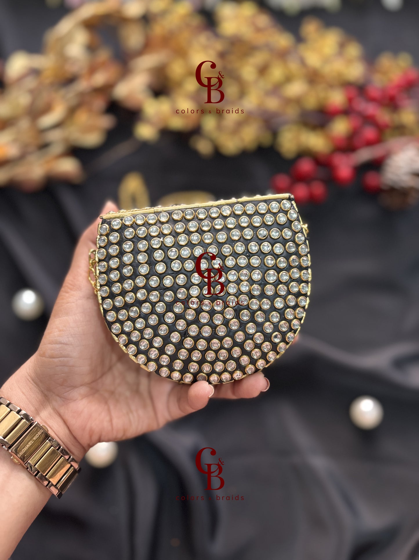 Anika Kundan Clutch