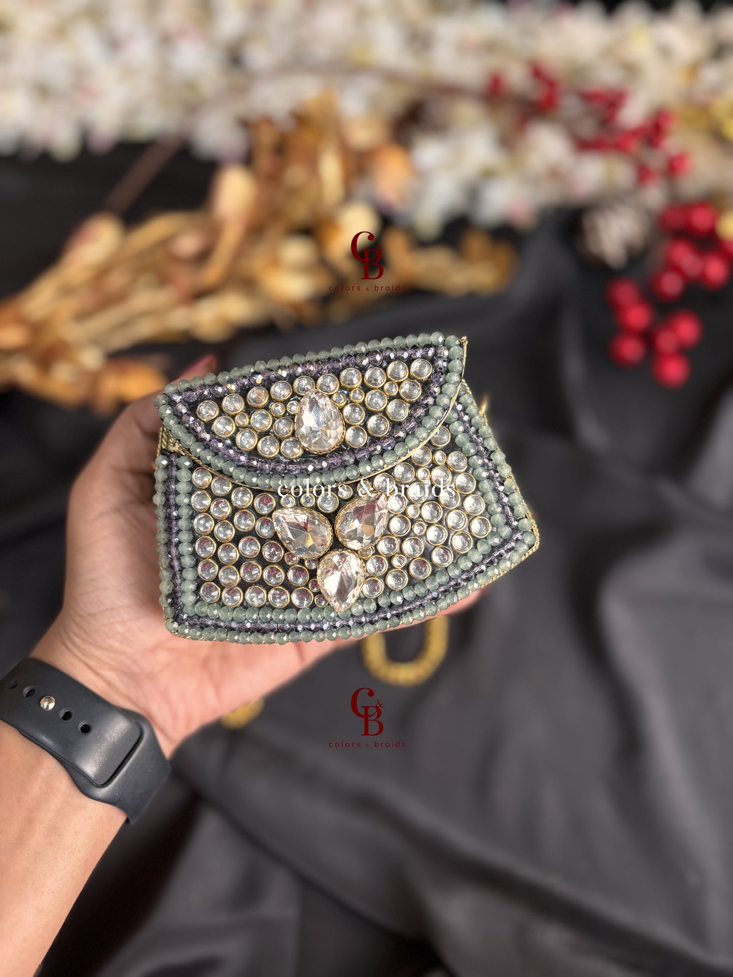 Zoya Kundan Clutch Mini