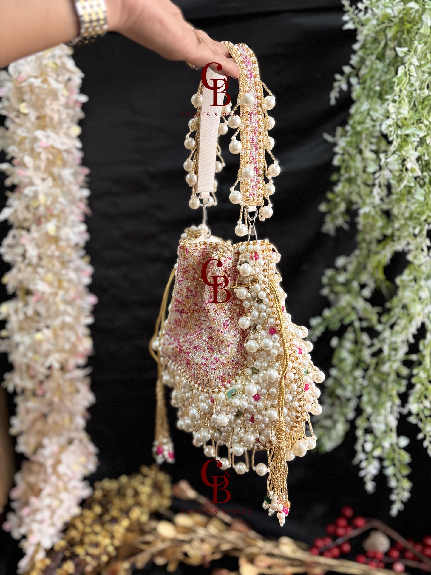 Gulnaaz Pearl Potli