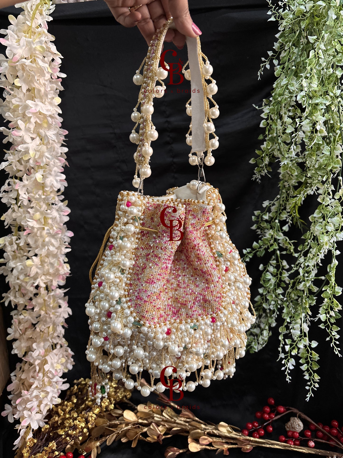 Gulnaaz Pearl Potli