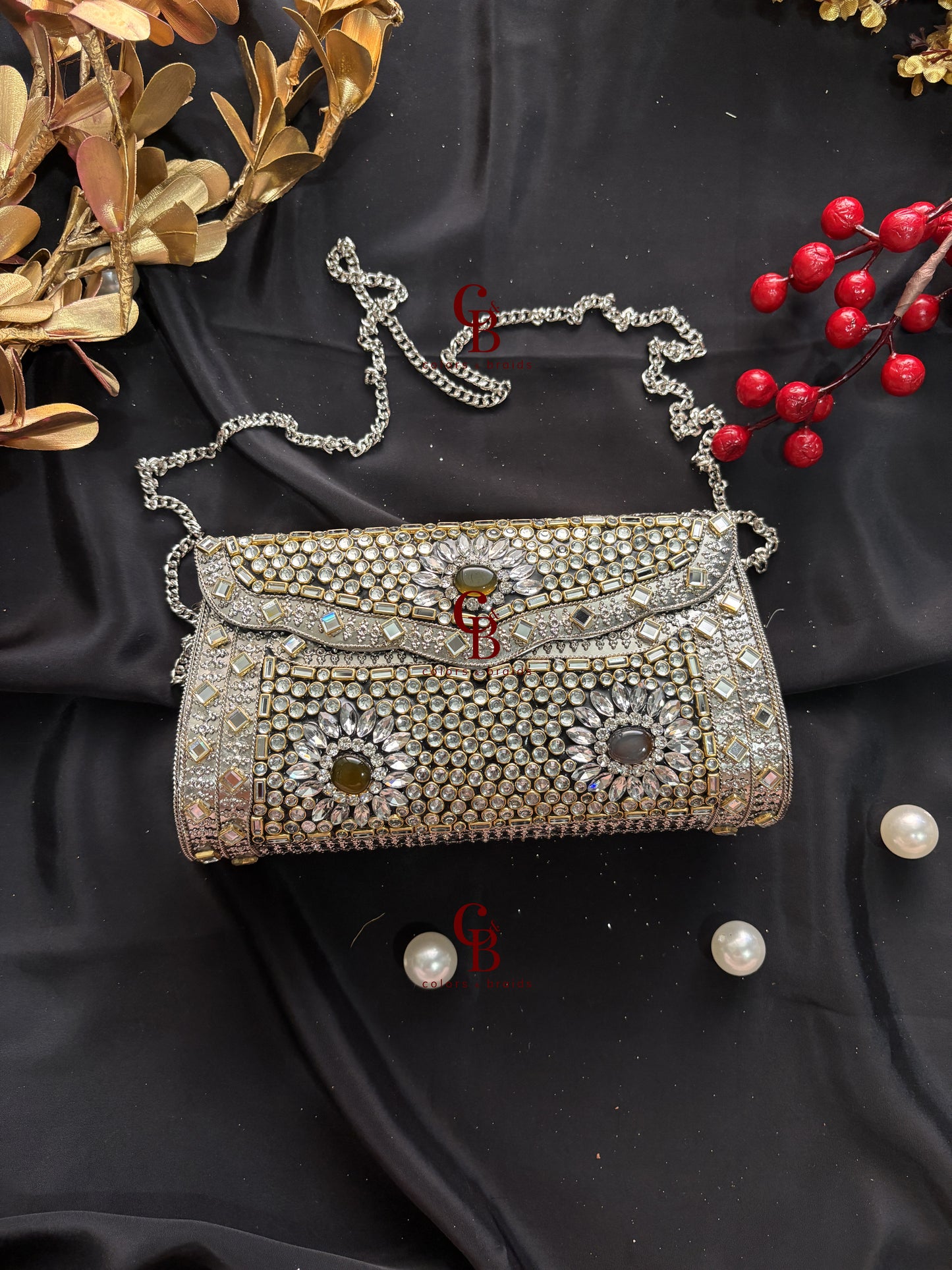 Tanira Kundan Clutch SIlver Base