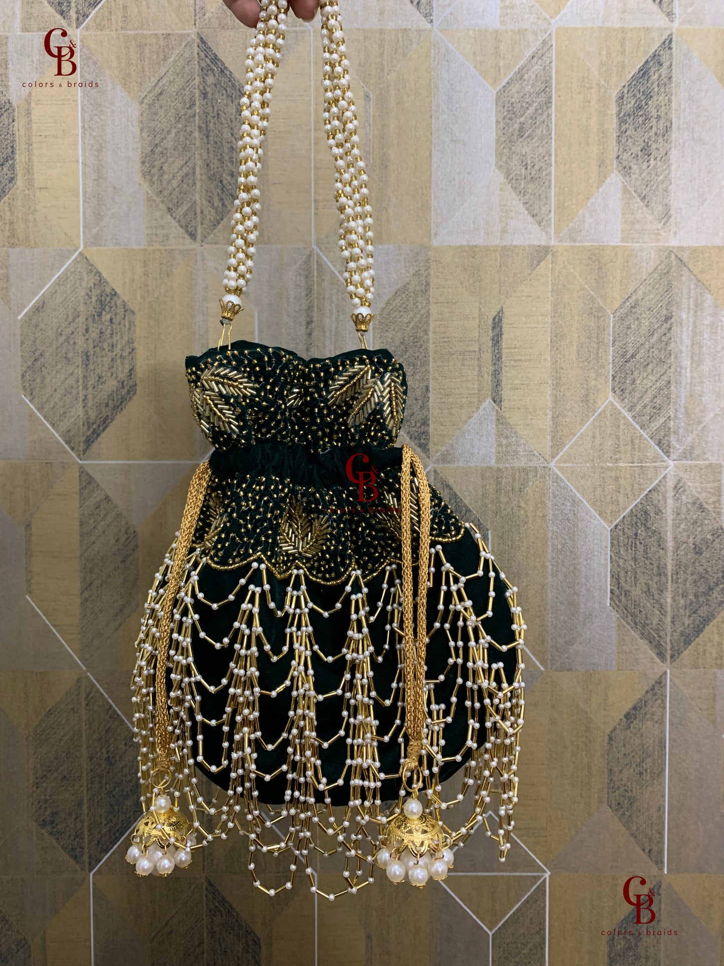 Pearl Cascade Potli