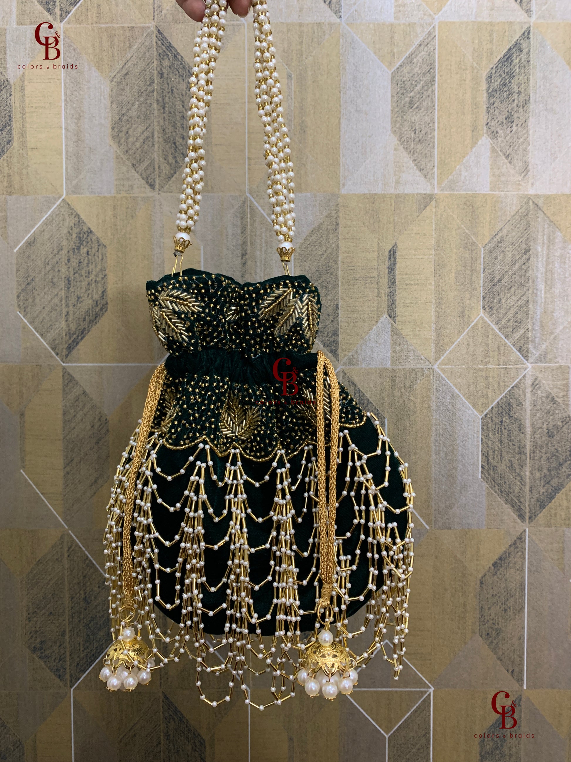 Pearl Cascade Potli
