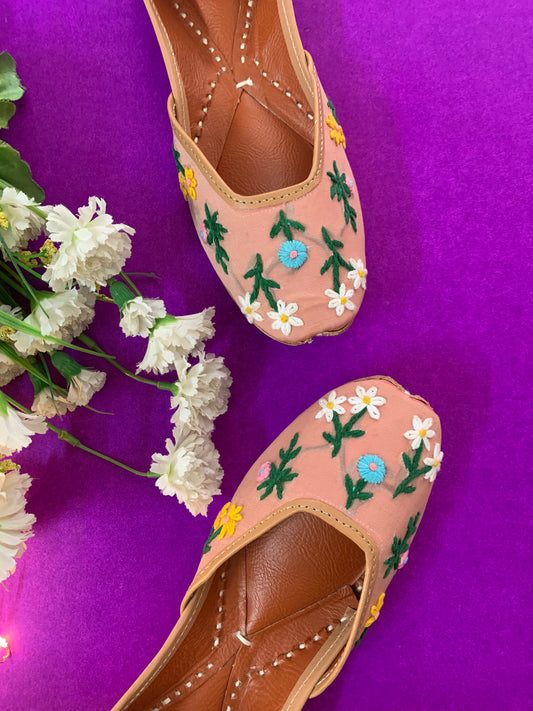 Floral Jutti