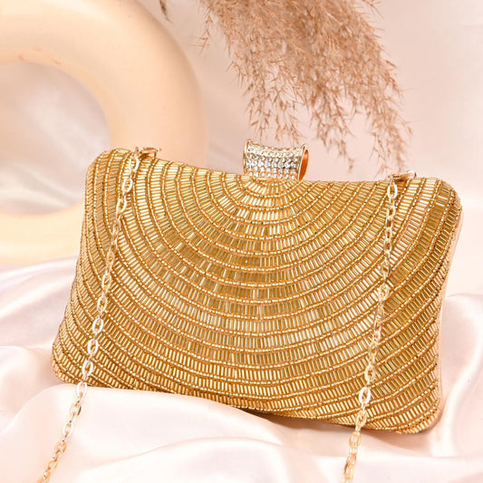 Aabida Clutch