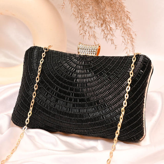 Aabida Clutch