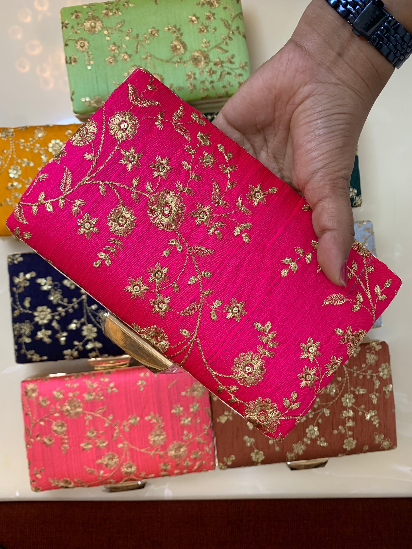 Floral Creeper Clutch