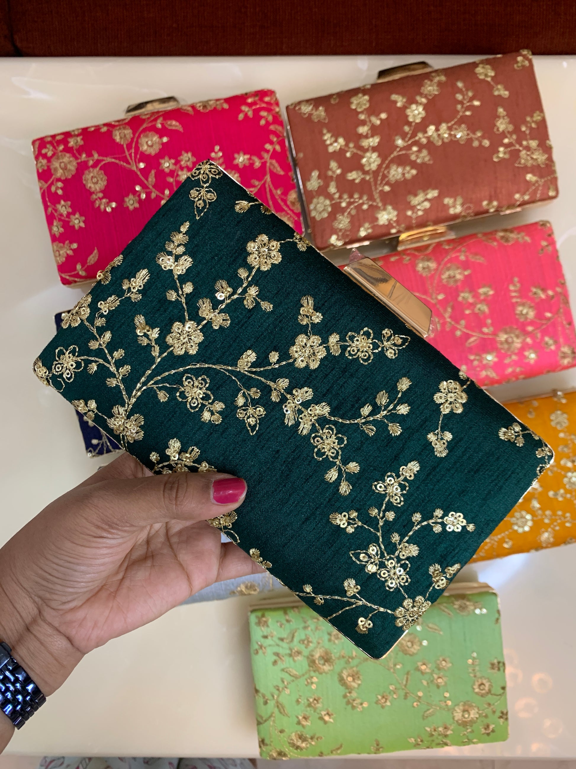 Floral Creeper Clutch